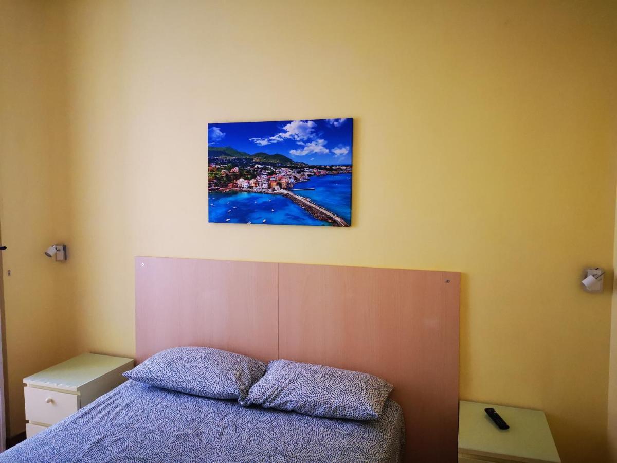 Casa Cupiello Via Chiaia - Casa Vacanze Ad Uso Esclusivo 那不勒斯 外观 照片